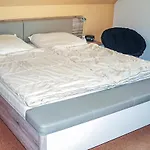 4 Bedroom Awesome In 別荘 *