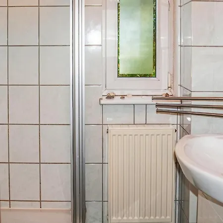 Casa vacanze 4 Bedroom Awesome In *