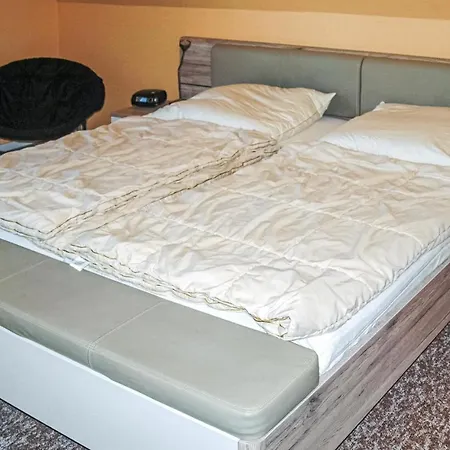 Сasa de vacaciones 4 Bedroom Awesome In